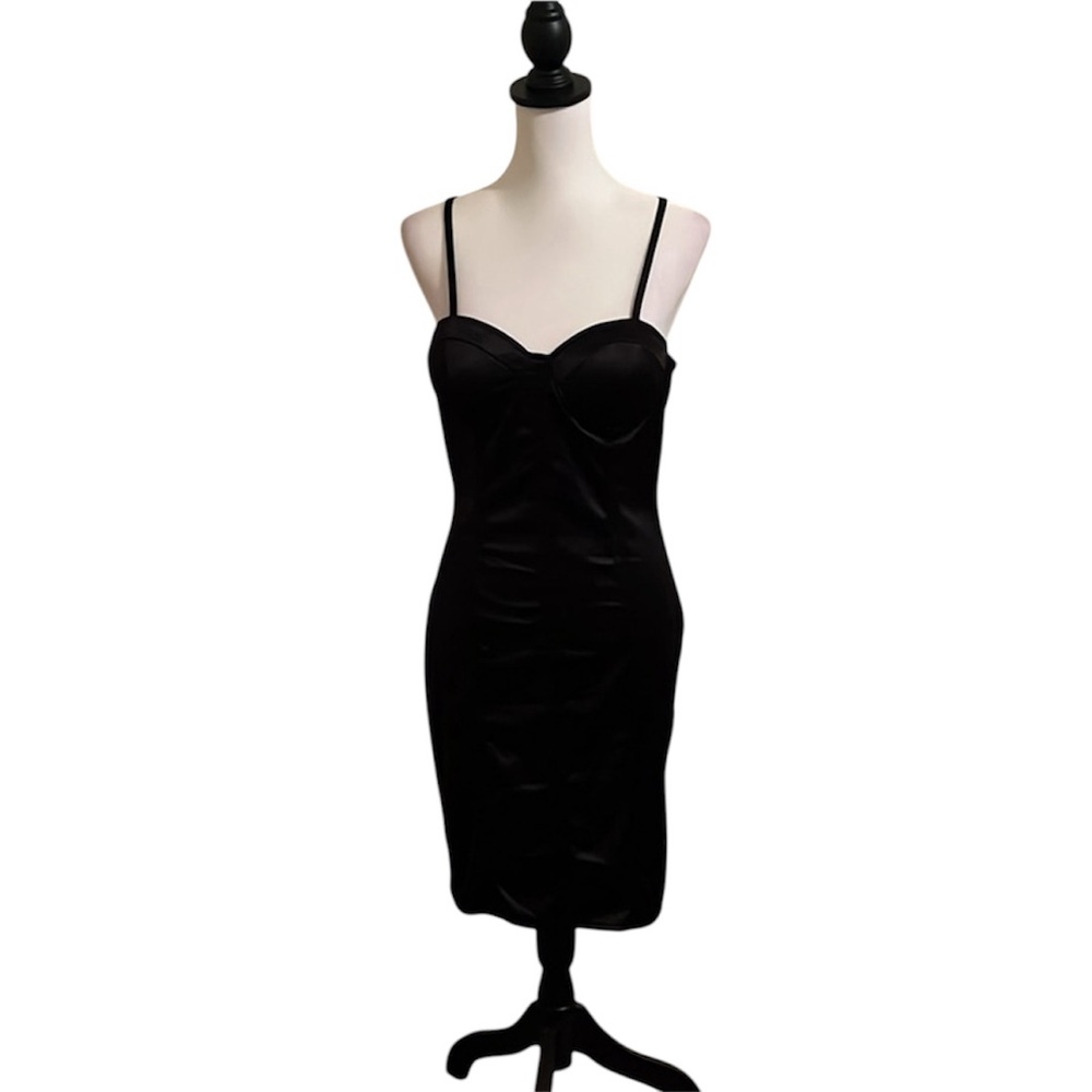 Forever 21, Strap knee length Black Dress, Size L